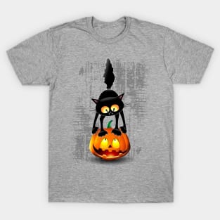 Cat Fun Halloween Character Cartoon scratching a Halloween Pumpkin T-Shirt